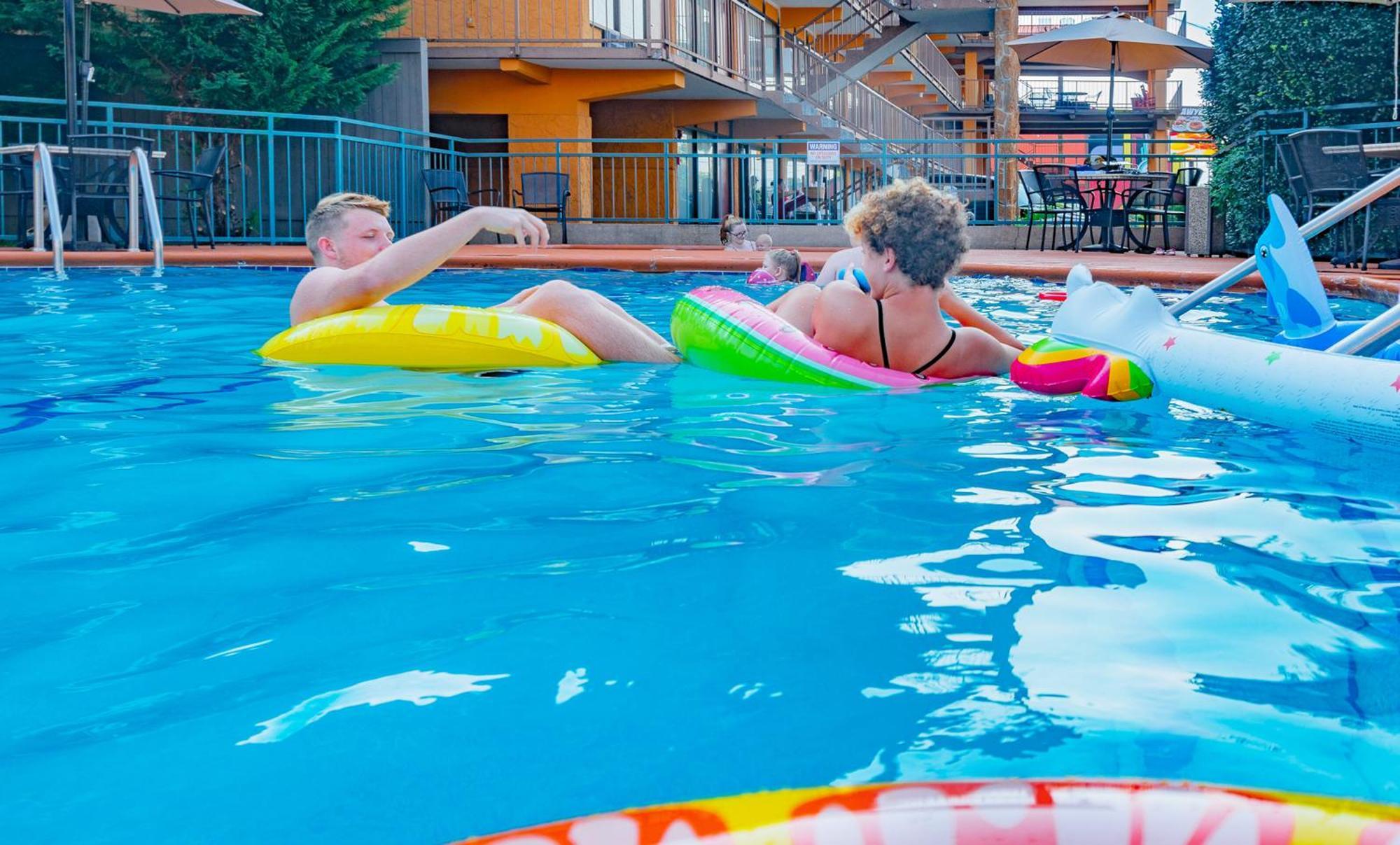 Arbors At Island Landing Hotel & Suites Pigeon Forge Eksteriør bilde